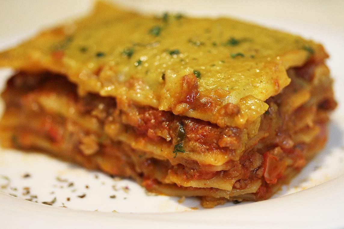 Lasagna with soya granules